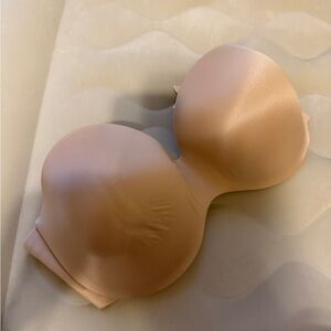 Maidenform Strapless Bandeau in Nude